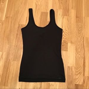 Under Armour black tank top